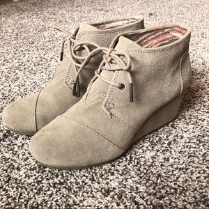 TOMS Taupe Suede Desert Wedge Laced Booties